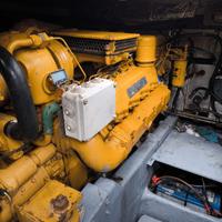 2 motori CAT 3208 - 375CV