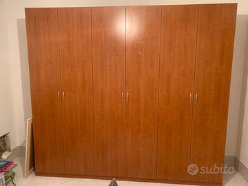 Armadio a 6 ante