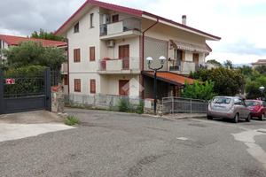 3 LOCALI A MARANO MARCHESATO