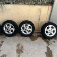 cerchi completi di gomme da 14 pollici per Peugeot