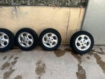 cerchi completi di gomme da 14 pollici per Peugeot