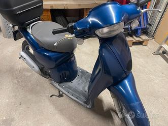 Vendo Scarabeo Scarabeo Nero Usato Aprilia Scarabeo 50 Usata In