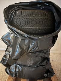 🛞 4 PNEUMATICI INVERNALI HANKOOK 19” – SEMINUOV
