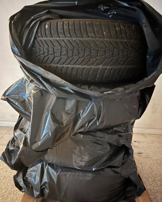 🛞 4 PNEUMATICI INVERNALI HANKOOK 19” – SEMINUOV