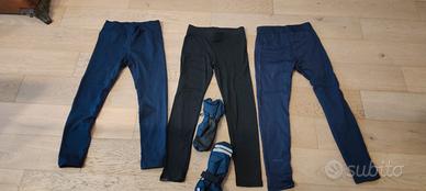 Due pantaloni da sci e pantalone termico