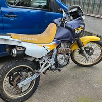 Honda NX 650 Dominator