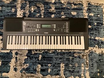 Tastiera Digitale Yamaha PSR-E373 (61 tasti)