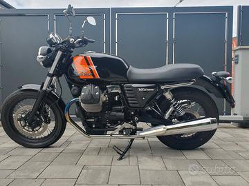 Moto Guzzi V7 II Special