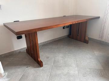 tavolo in massello di castagno 