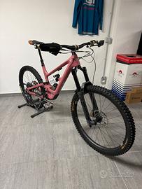 Yt Industries Capra Lunch Edition