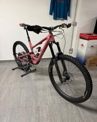 Yt Industries Capra Lunch Edition