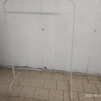 Tre Appendi abiti capienti e smontabili 