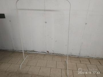 Tre Appendi abiti capienti e smontabili 