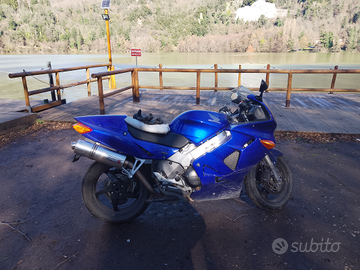 Honda VFR 800 davvero tenuta bene