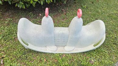 Dondolo giardino per bambini