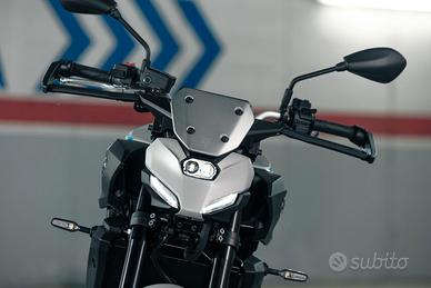 SCHERMO SPORTIVO CUPOLINO ALLUMINIO YAMAHA MT-09