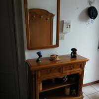 mobile da ingresso con cassettiera e specchio 