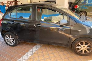 Yaris 1.0 vvti  neopatentati