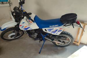 Suuki DR650 moto enduro anno 1992 esnte bollo