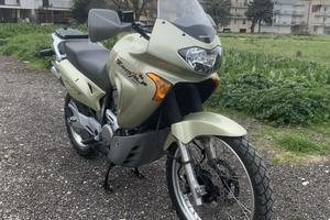 XL 650 V