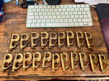 Moschettoni in ottone da ribattere