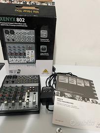 Mixer Behringer XENIX 802