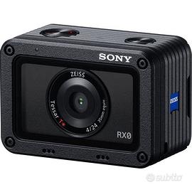 Sony RX0 M2 action cam 4K con accessori