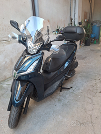 Kymco 300i