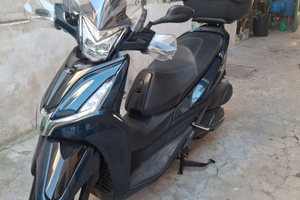 Kymco 300i