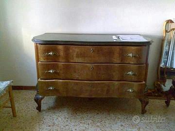 comò in radica + comodini e pianoforte verticale 