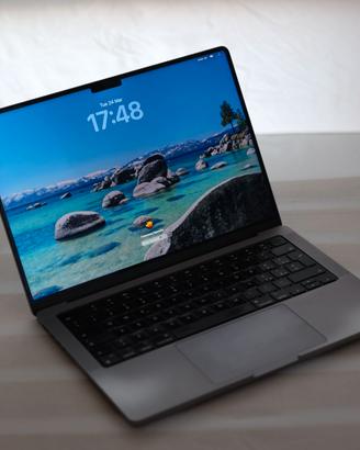 2022 MacBook Pro 14” Apple M1 Pro 16GB RAM