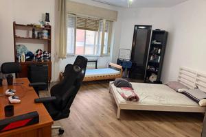 Stanza in appartamento di 25 m² a Trieste