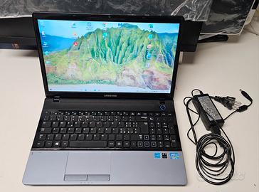 Notebook SAMSUNG NP300E5C