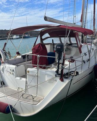 BARCA A VELA PRONTA ALLA NAVIGAZIONE
