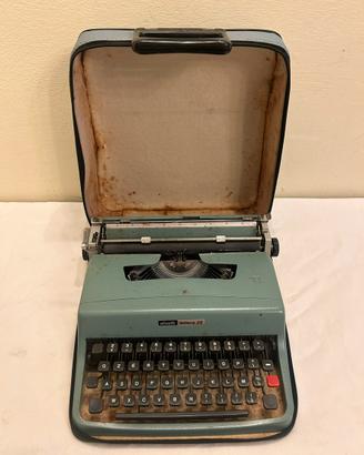 Macchina Da Scrivere Olivetti Lettera 32 Vintage