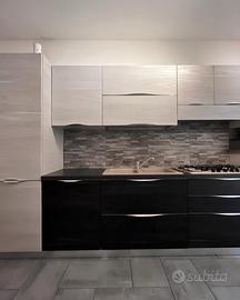 Trilocale pari al NUOVO