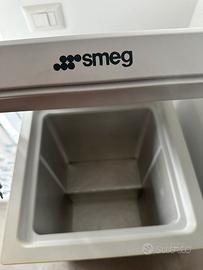 Congelatore a pozzetto Smeg