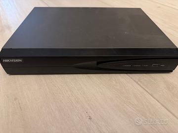NVR Hikvision DS-7604NI-Q1/4P