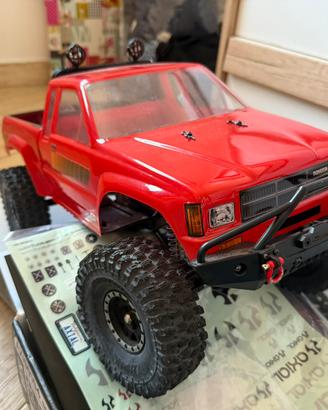 Axial scx10 2 rock crawler scaler rc