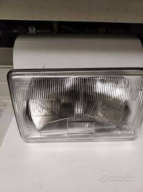 FARO FANALE ANTERIORE DX CARELLO 551 - 07.684.700 