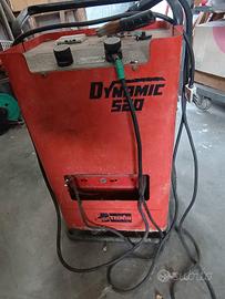 carica batteria da 12 e 24 volt