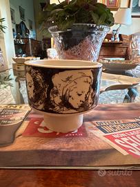 Porta bottiglia in porcellana