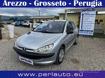 PEUGEOT 206 1.1 5p. Lee