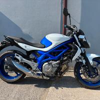 Suzuki gladiud 650