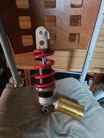 Ammortizzatore mono per moto