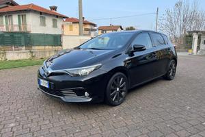 Toyota Auris 1.8h