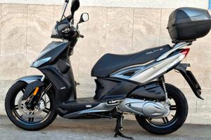 Kymco Agility 125i R16 + 125 CBS E5