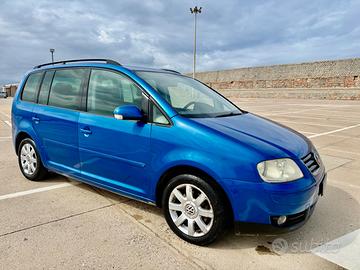 TURAN 1.9 TDI 105 cv 6 marce AUTO GARANTITA