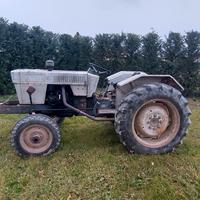 trattore lamborghini r240 