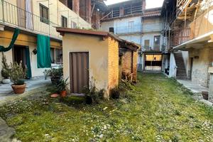 casa semi indipendente